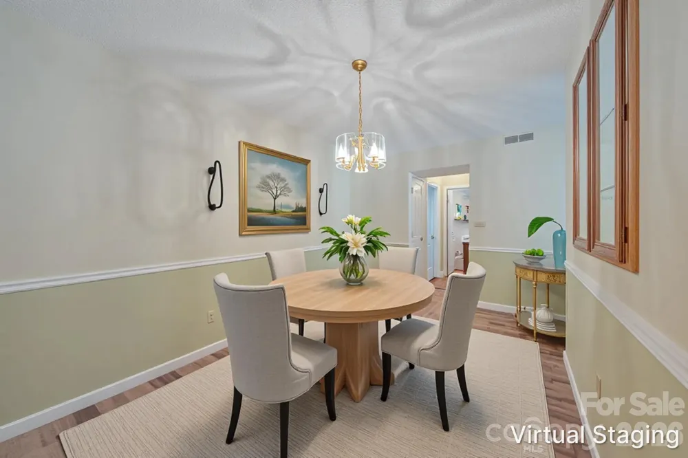902 Woodlea Court Asheville, NC 28806