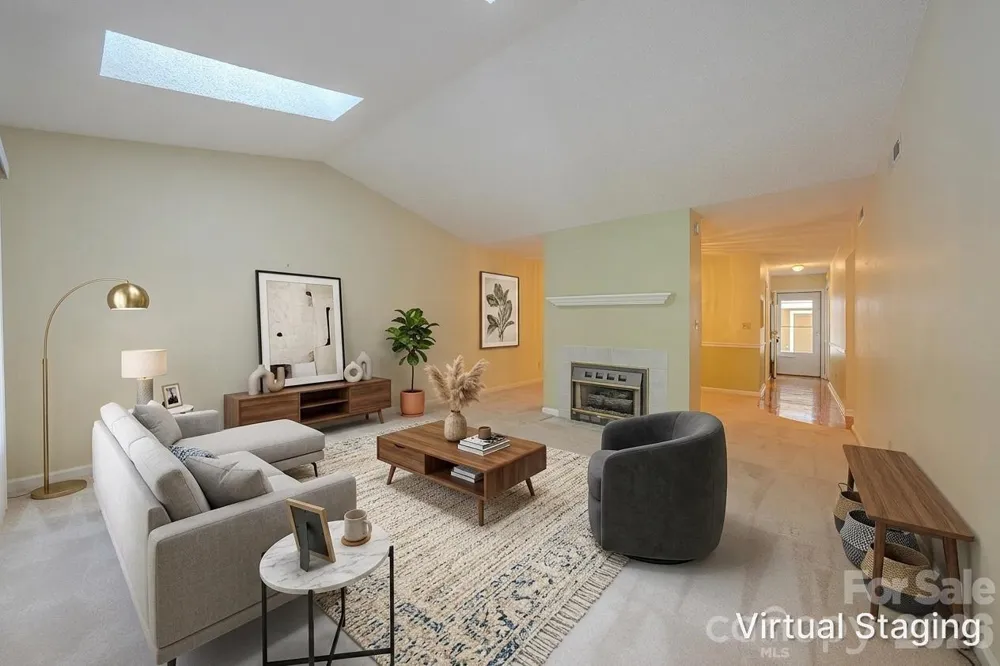 902 Woodlea Court Asheville, NC 28806
