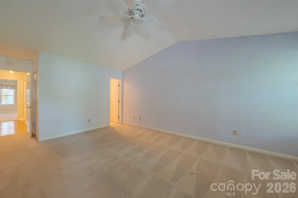 902 Woodlea Court Asheville, NC 28806