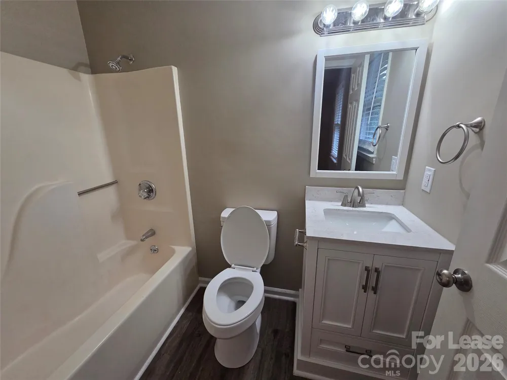 525 12th Street SW #26 Hickory, NC 28602