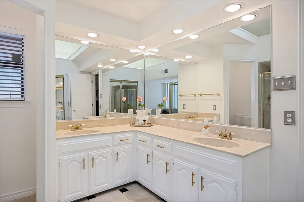 9140 Sweetwater Drive Dallas, TX 75228