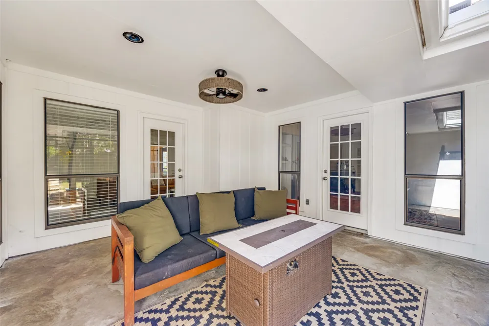 9140 Sweetwater Drive Dallas, TX 75228