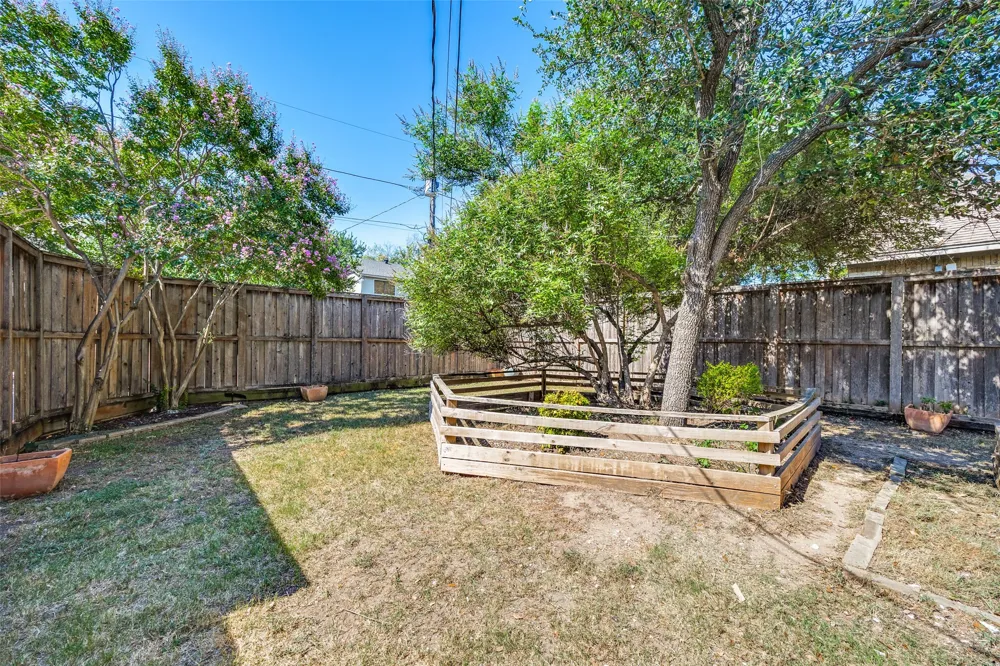 9140 Sweetwater Drive Dallas, TX 75228