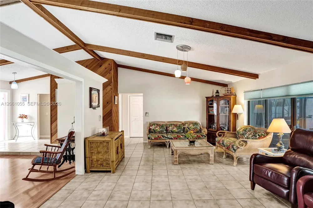 1221 NW 78th Ave Plantation, FL 33322
