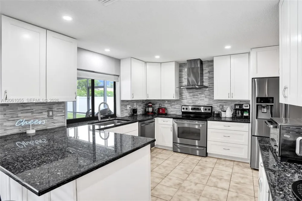 1221 NW 78th Ave Plantation, FL 33322