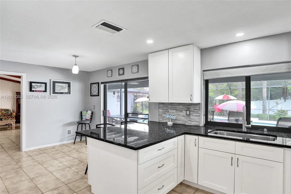 1221 NW 78th Ave Plantation, FL 33322