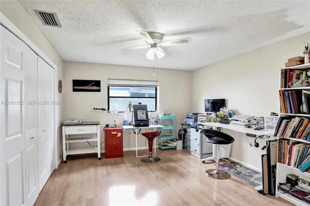 1221 NW 78th Ave Plantation, FL 33322