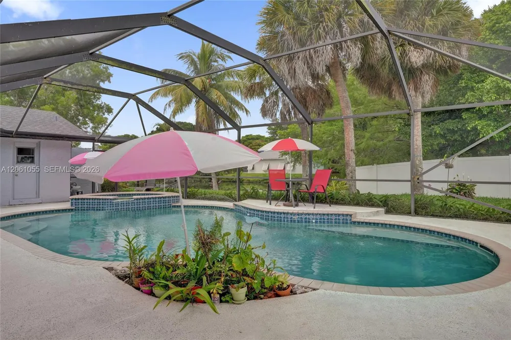 1221 NW 78th Ave Plantation, FL 33322