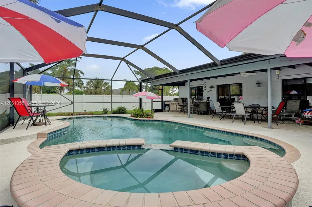 1221 NW 78th Ave Plantation, FL 33322