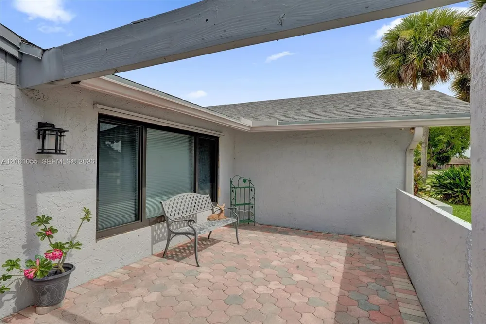 1221 NW 78th Ave Plantation, FL 33322
