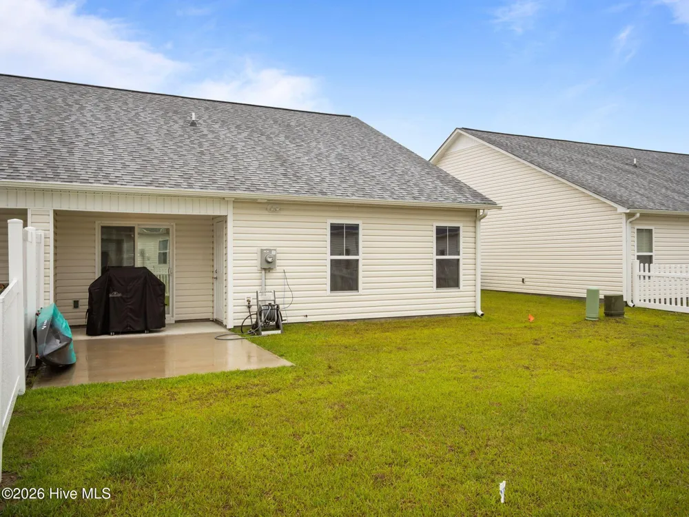 602 Villa Cove Newport, NC 28570