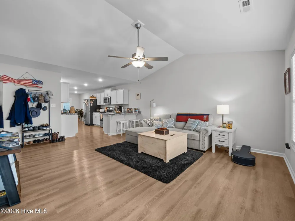 602 Villa Cove Newport, NC 28570