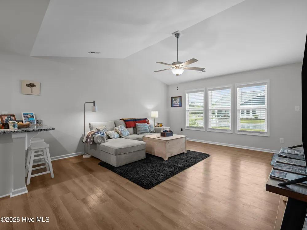 602 Villa Cove Newport, NC 28570