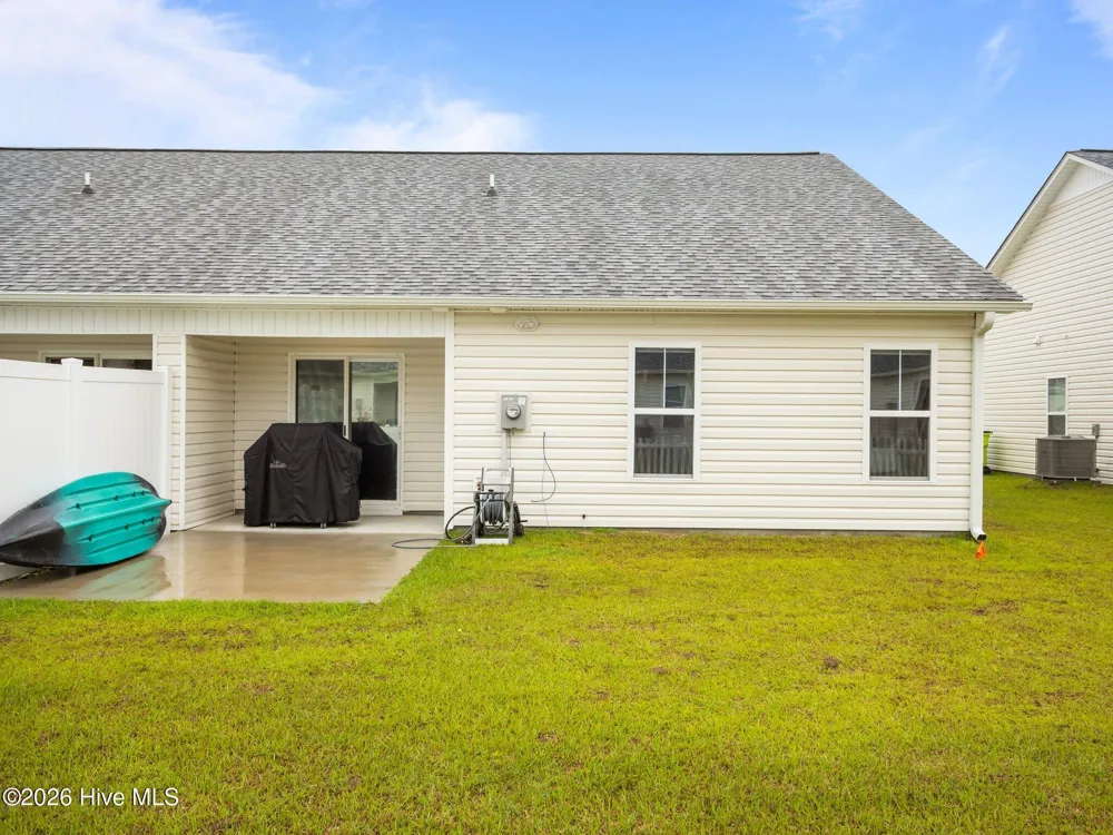 602 Villa Cove Newport, NC 28570
