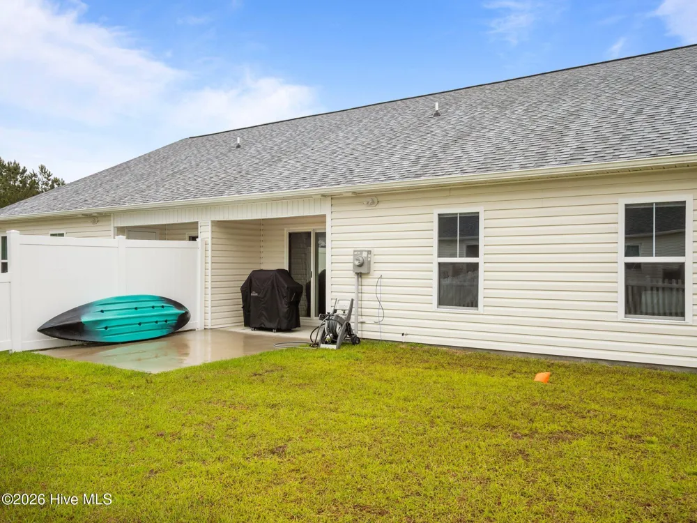 602 Villa Cove Newport, NC 28570