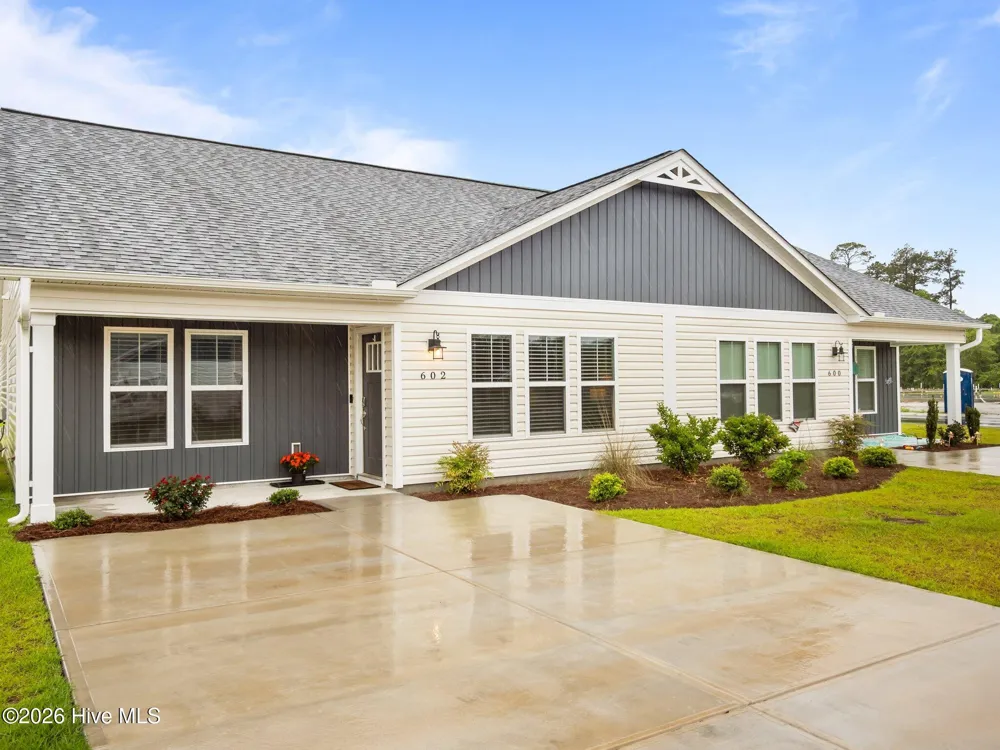 602 Villa Cove Newport, NC 28570