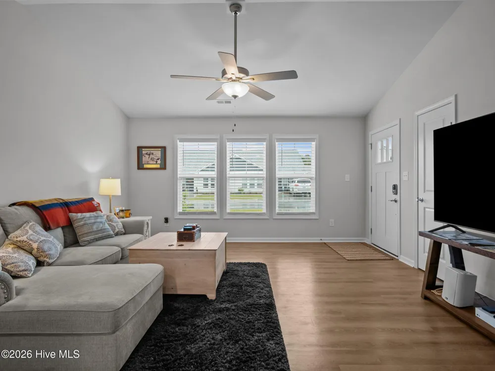 602 Villa Cove Newport, NC 28570