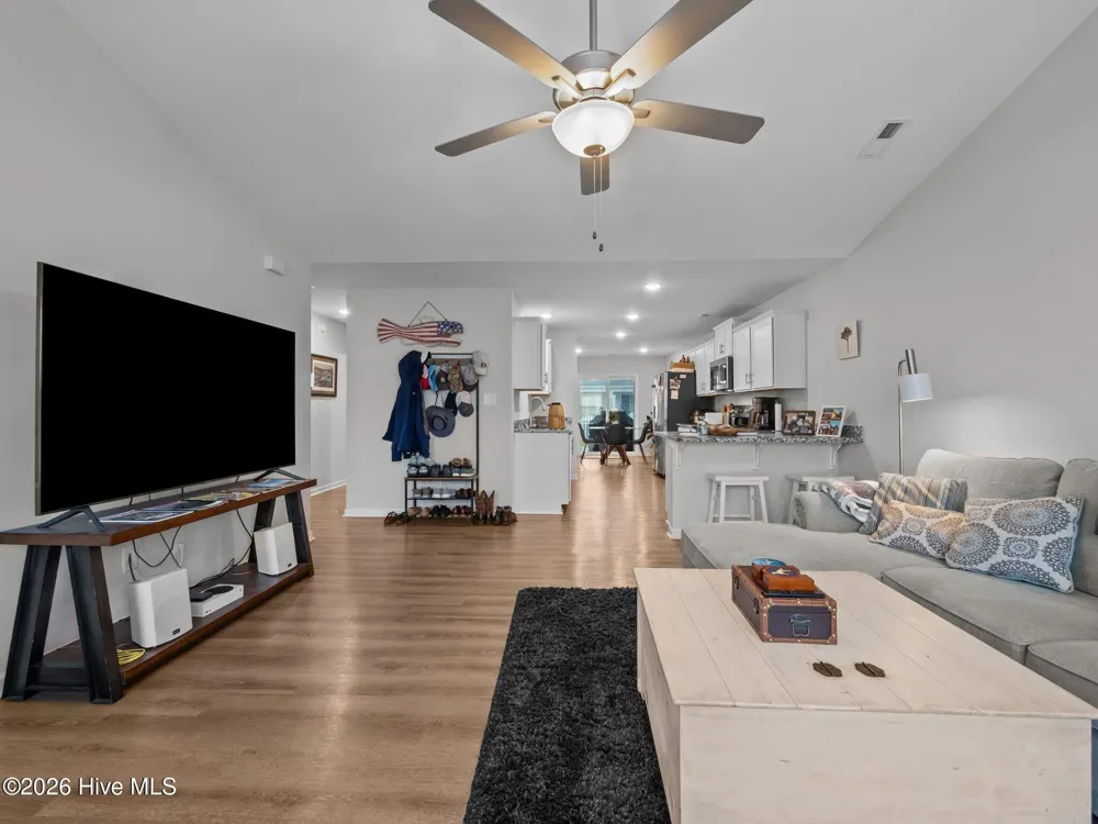 602 Villa Cove Newport, NC 28570