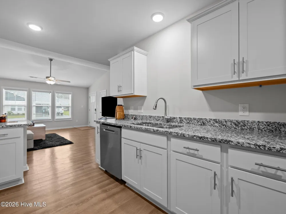 602 Villa Cove Newport, NC 28570