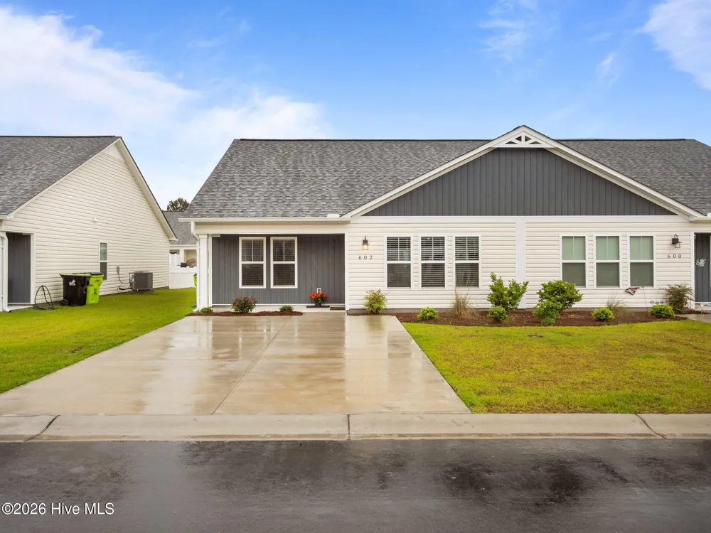 602 Villa Cove Newport, NC 28570