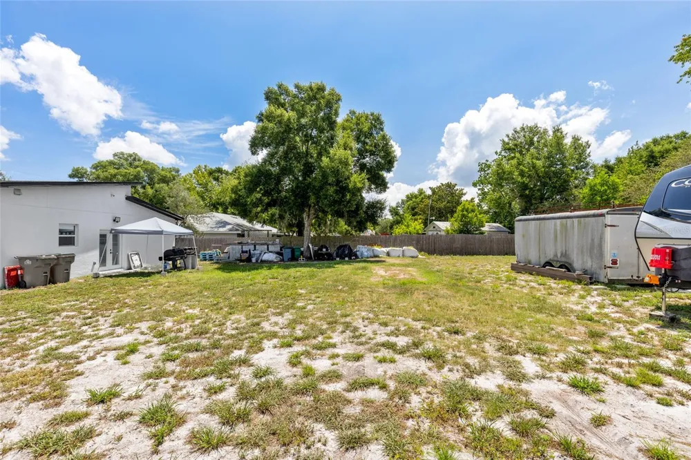11426 LAKEVIEW DRIVE Leesburg, FL 34788