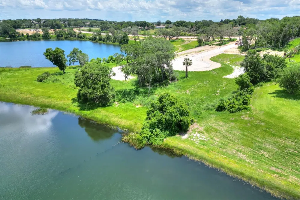 129 TRANQUIL MIRROR LAKE COURT #Lot 17 Clermont, FL 34711