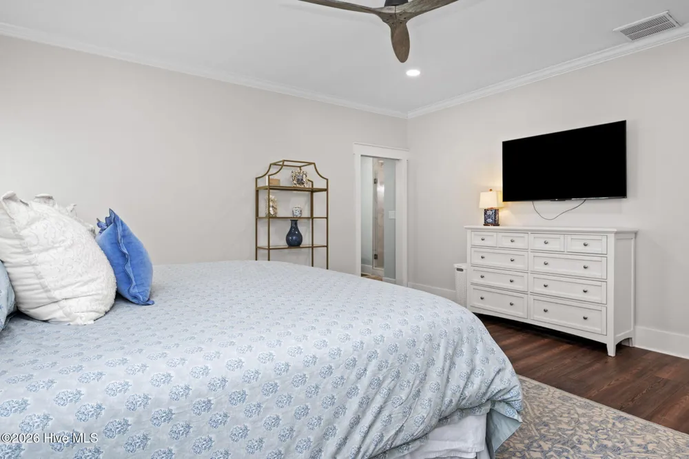 2703 E Fairway Road Morehead City, NC 28557