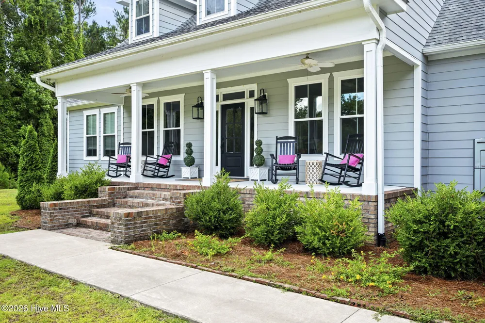 2703 E Fairway Road Morehead City, NC 28557