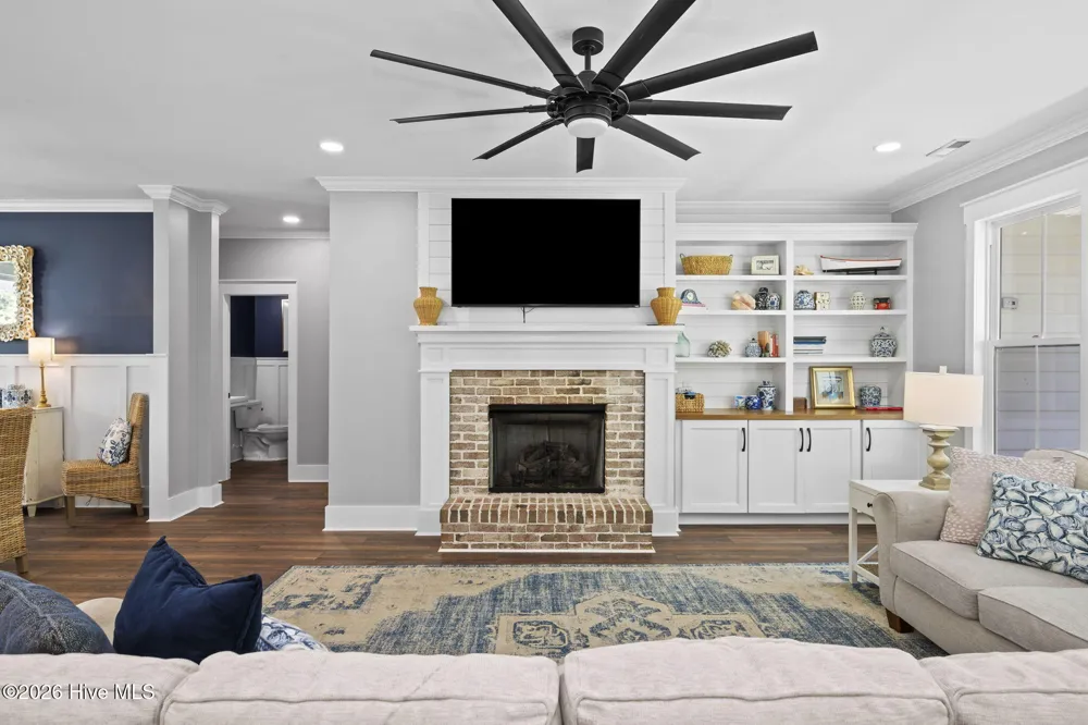 2703 E Fairway Road Morehead City, NC 28557