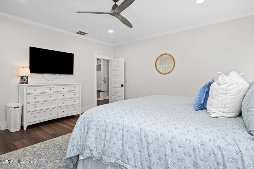 2703 E Fairway Road Morehead City, NC 28557