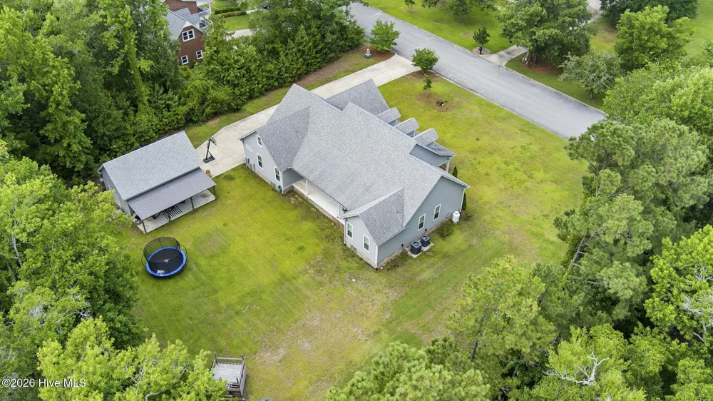 2703 E Fairway Road Morehead City, NC 28557