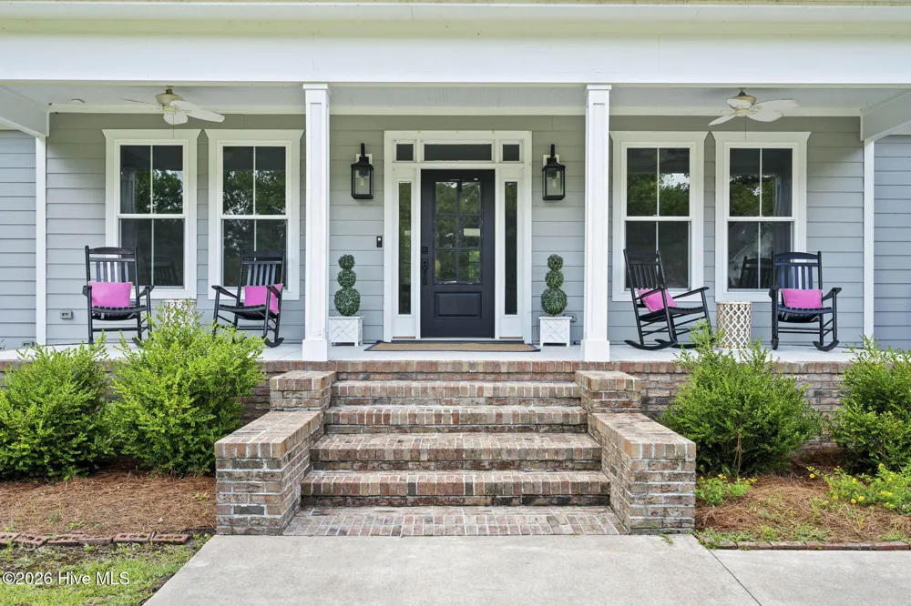 2703 E Fairway Road Morehead City, NC 28557