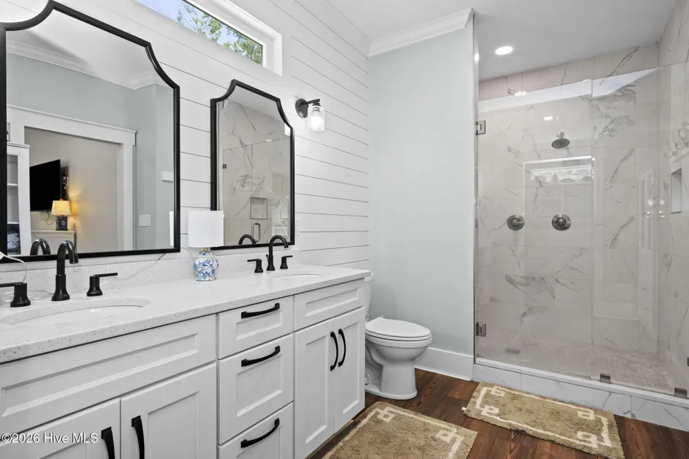 2703 E Fairway Road Morehead City, NC 28557