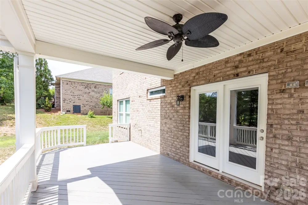 404 E Waterlynn Road Mooresville, NC 28115
