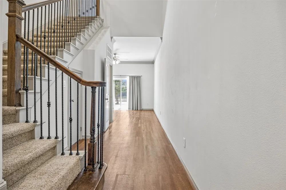 1325 Summerset Lane Burleson, TX 76028