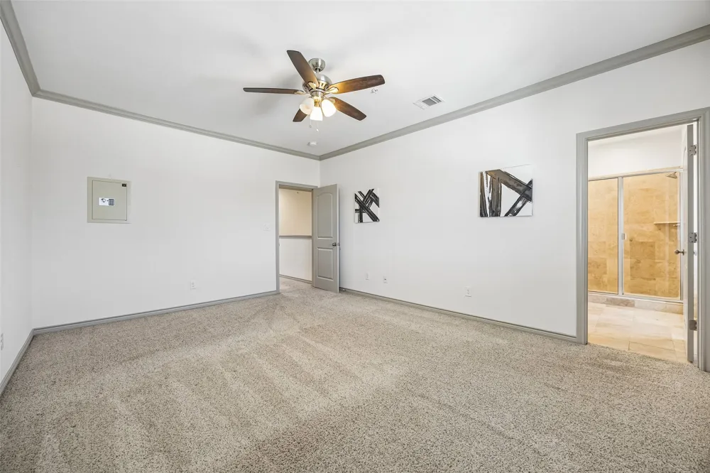 1325 Summerset Lane Burleson, TX 76028