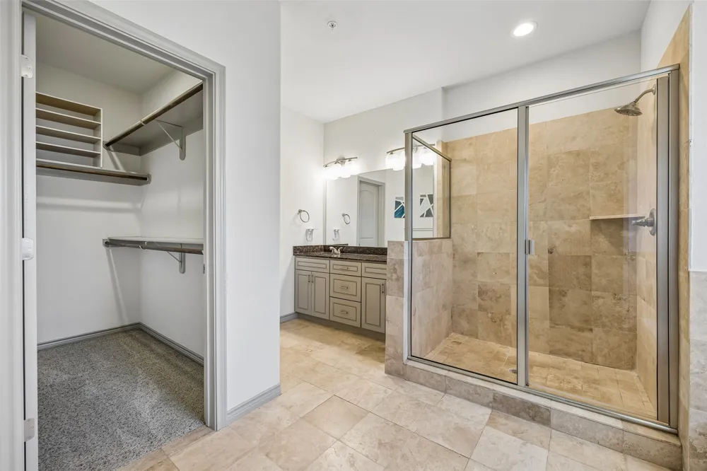 1325 Summerset Lane Burleson, TX 76028