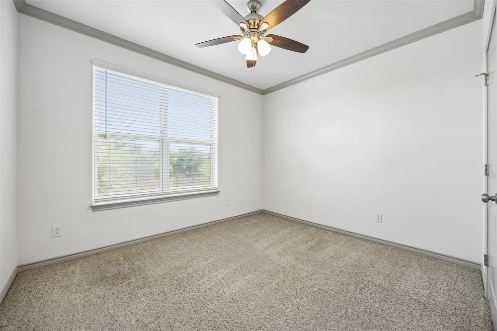 1325 Summerset Lane Burleson, TX 76028