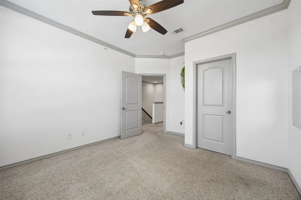 1325 Summerset Lane Burleson, TX 76028
