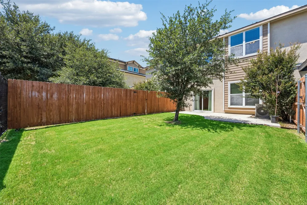 1325 Summerset Lane Burleson, TX 76028