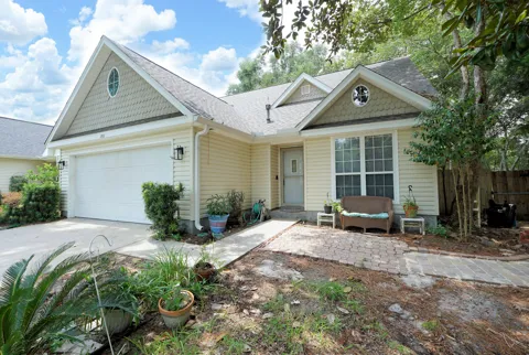 1700 Glenwood Court