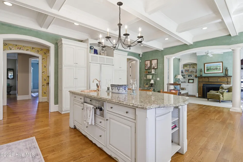 1128 Longleaf Drive Fayetteville, NC 28305
