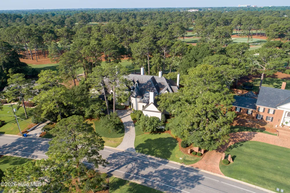 1128 Longleaf Drive Fayetteville, NC 28305
