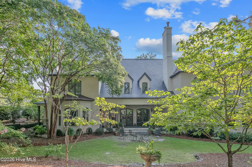 1128 Longleaf Drive Fayetteville, NC 28305