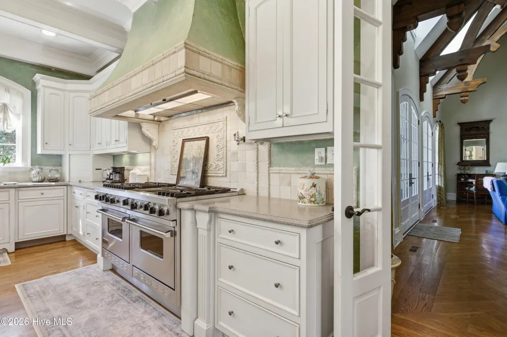 1128 Longleaf Drive Fayetteville, NC 28305