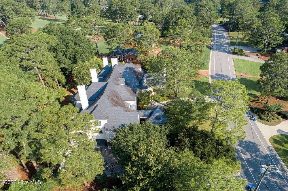 1128 Longleaf Drive Fayetteville, NC 28305