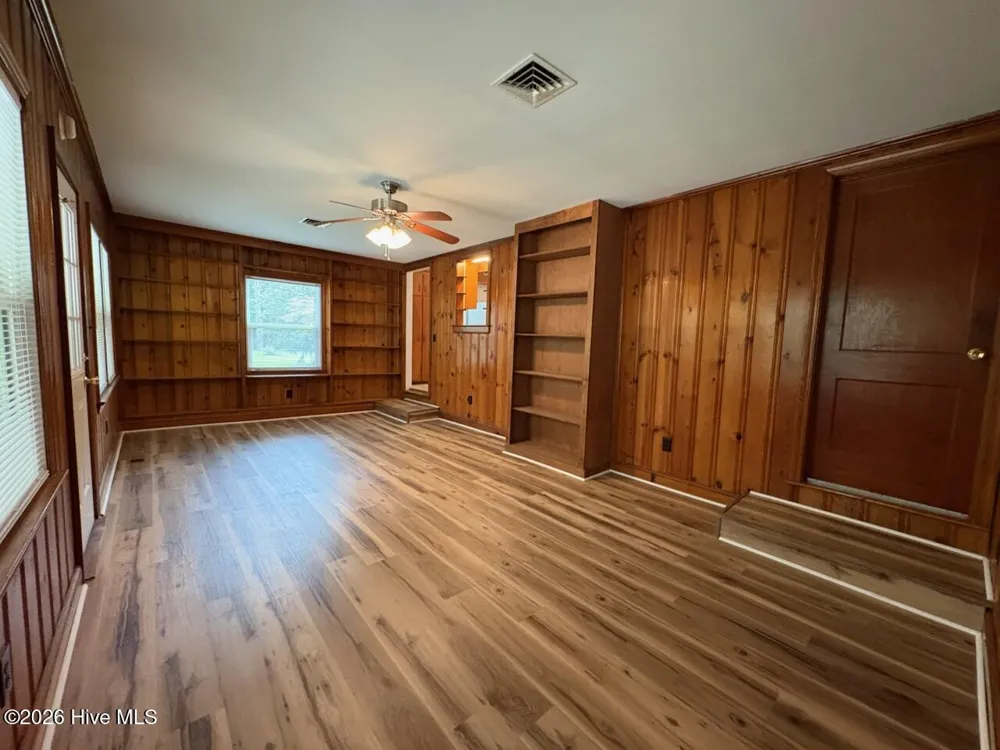 207 Talbot Street Whiteville, NC 28472