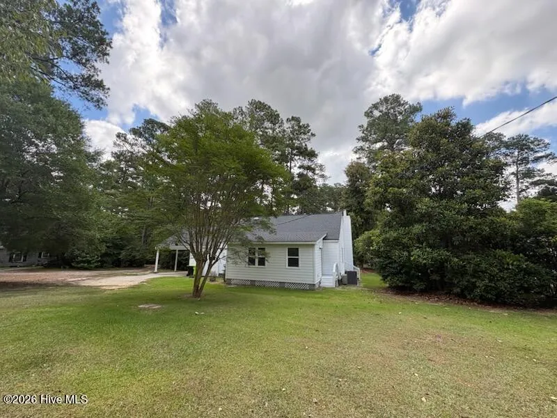 207 Talbot Street Whiteville, NC 28472