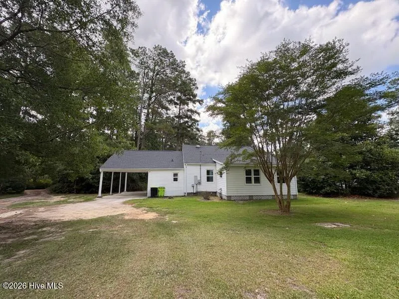 207 Talbot Street Whiteville, NC 28472