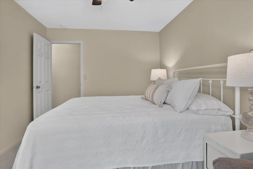 22279 Loupee Drive Cassopolis, MI 49031